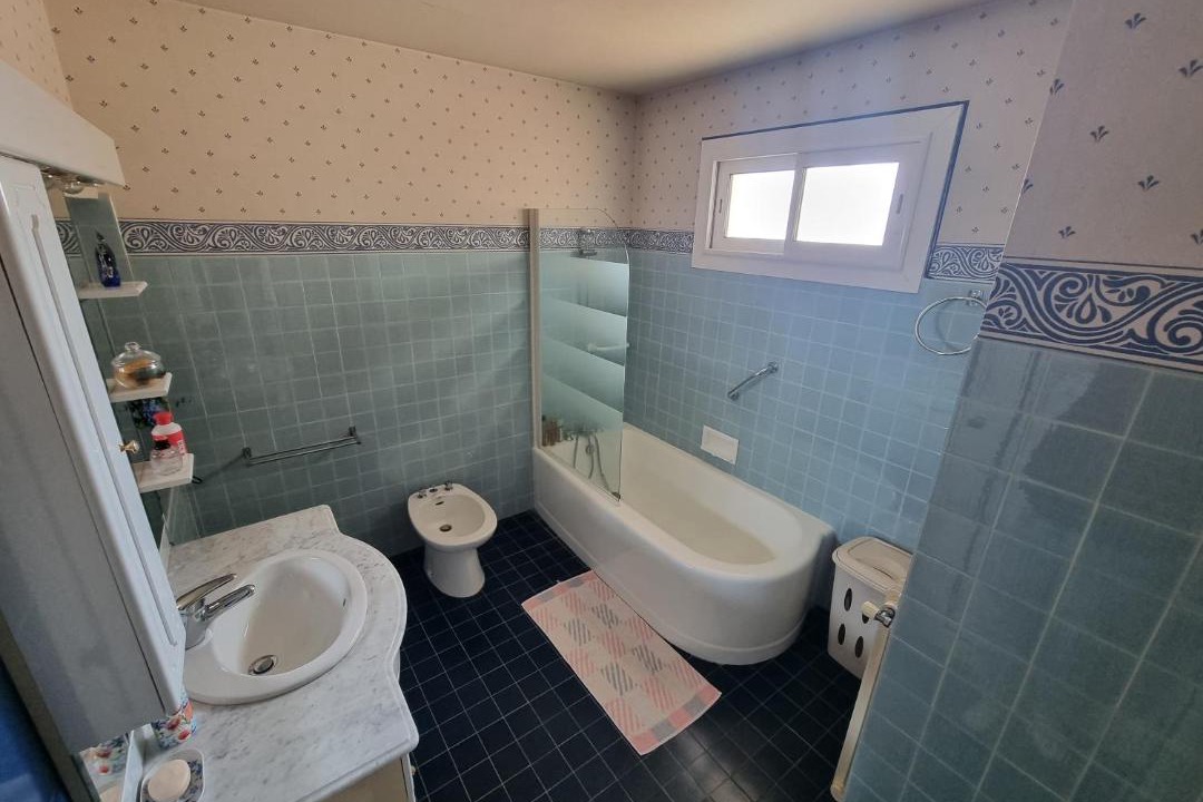 Photo of Bathroom in Montfrin