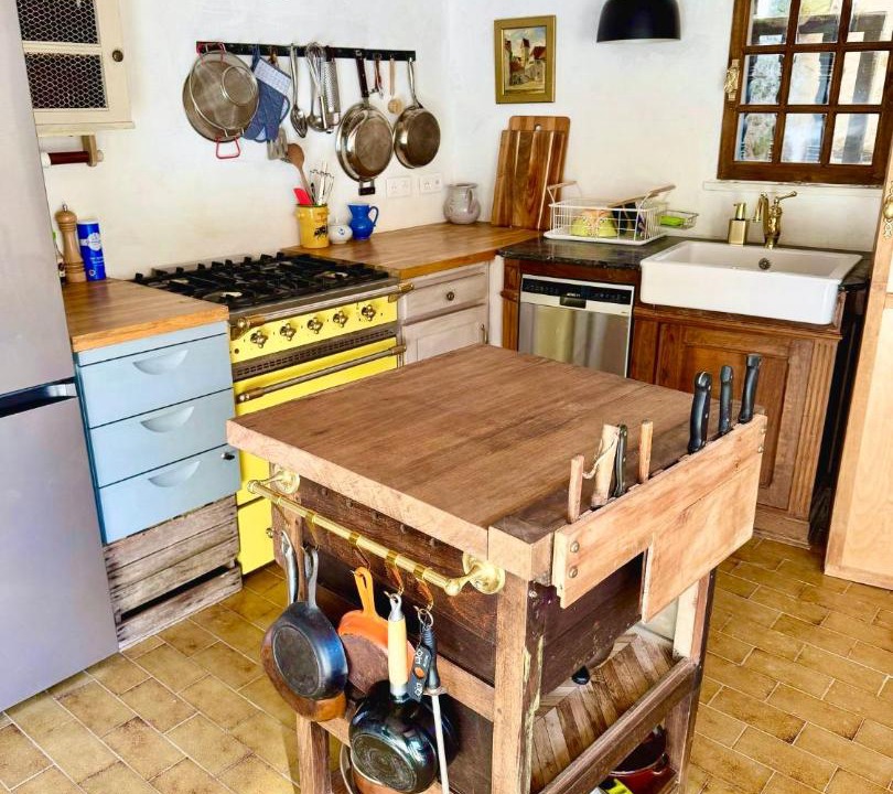 Photo of Kitchen in Caseneuve