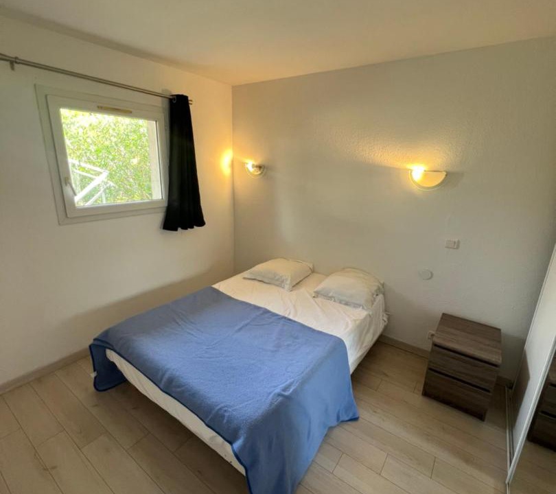 Photo of Bedroom in Gemenos