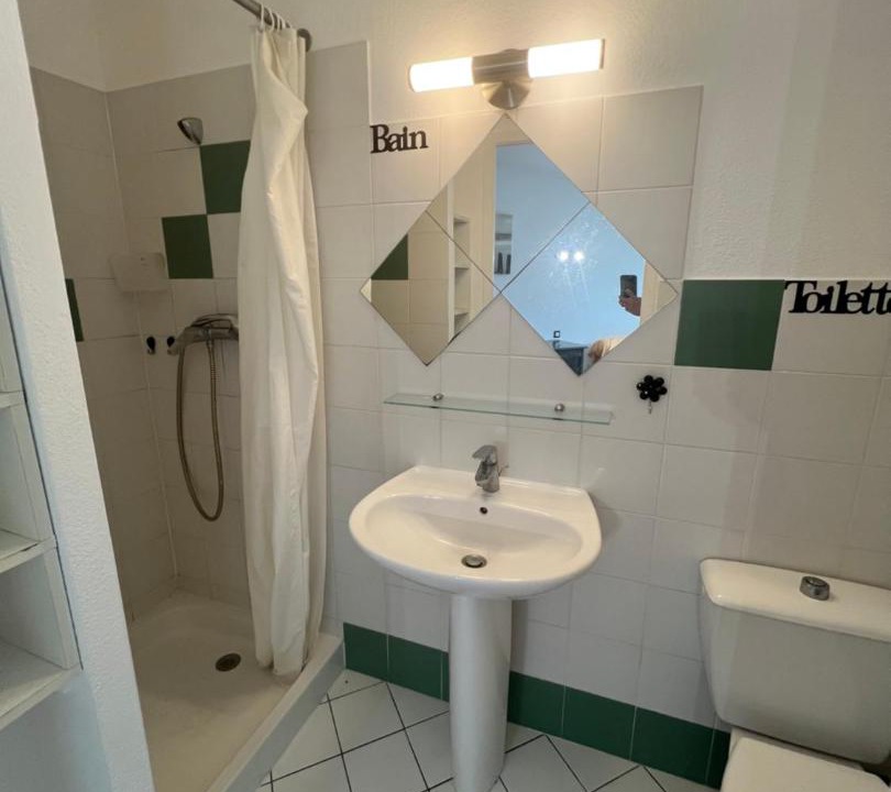 Photo of Bathroom in Gemenos