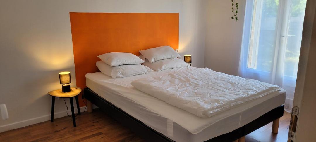 Photo of Bedroom in Pierrevert