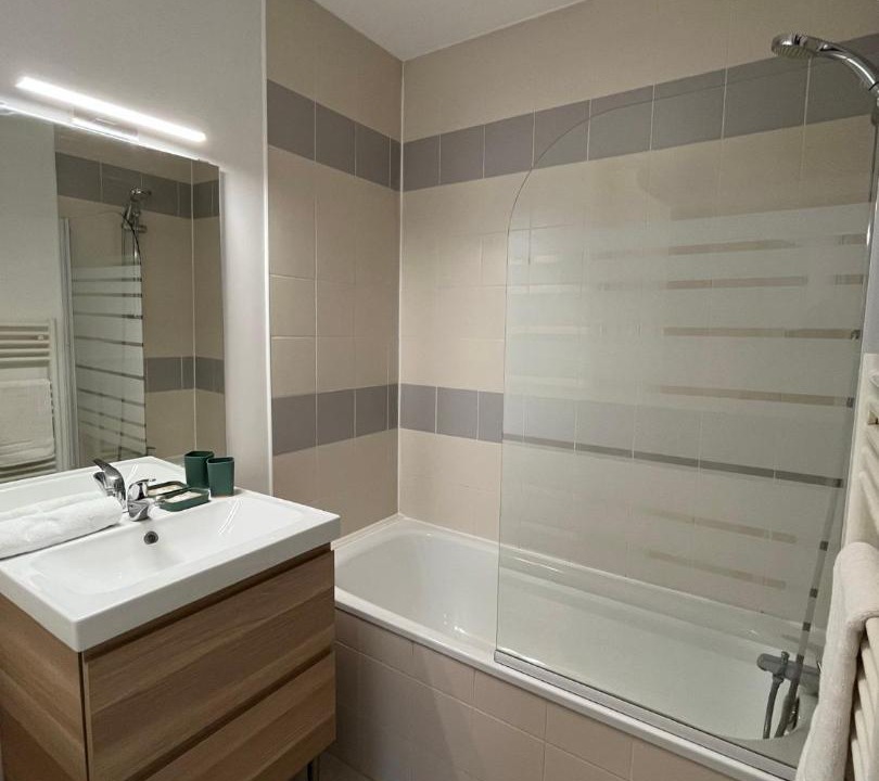 Photo of Bathroom in Cabries