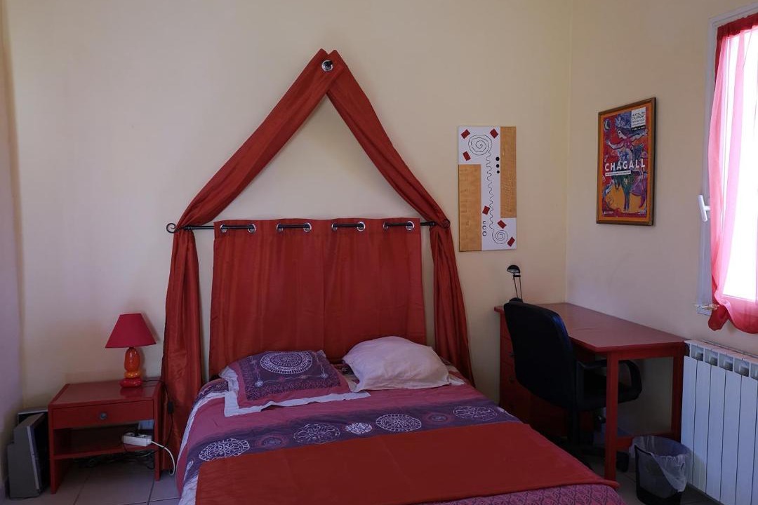Photo of Bedroom in Pierrevert