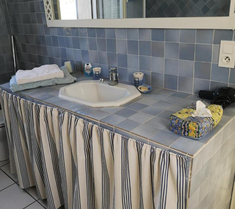 Photo of Bathroom in Pierrevert