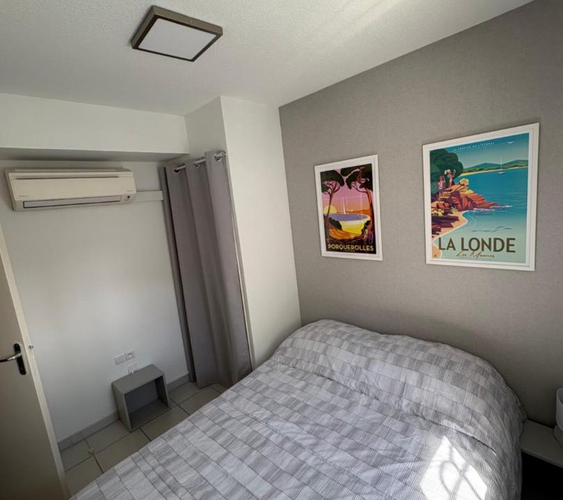 Photo of Bedroom in Miramar