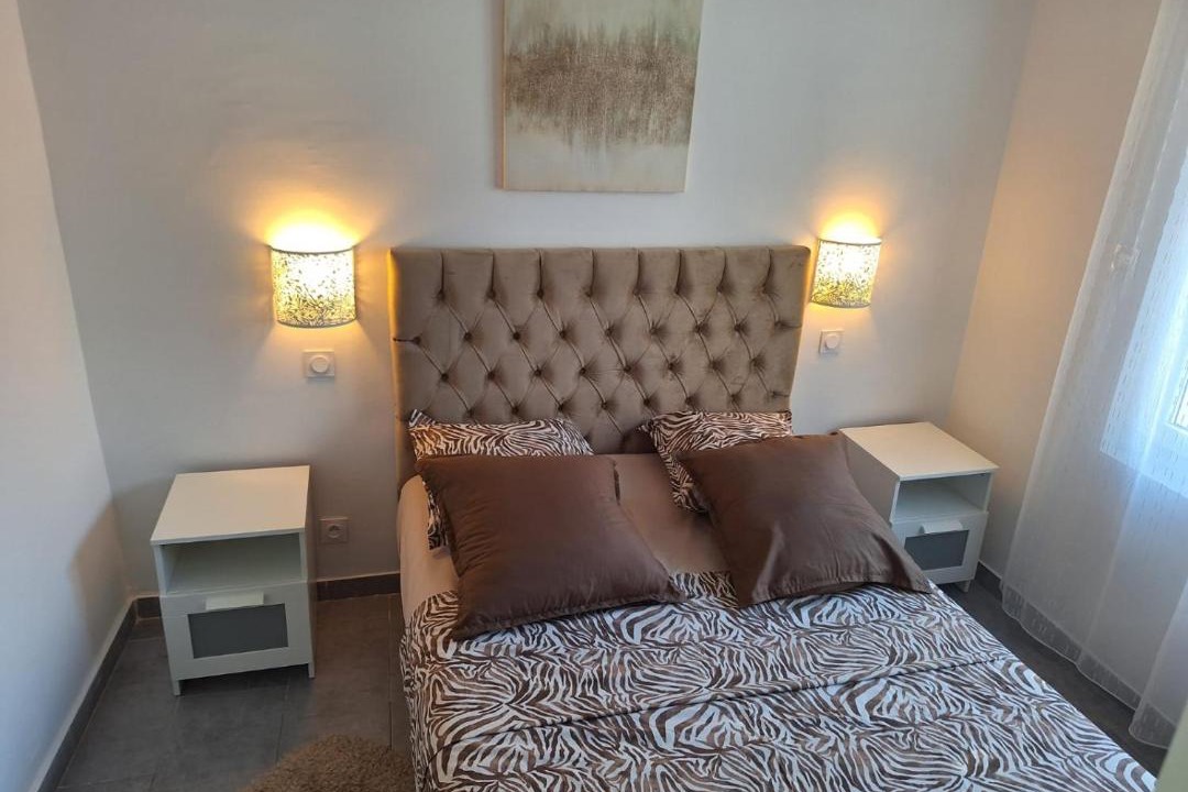 Photo of Bedroom in Sormiou