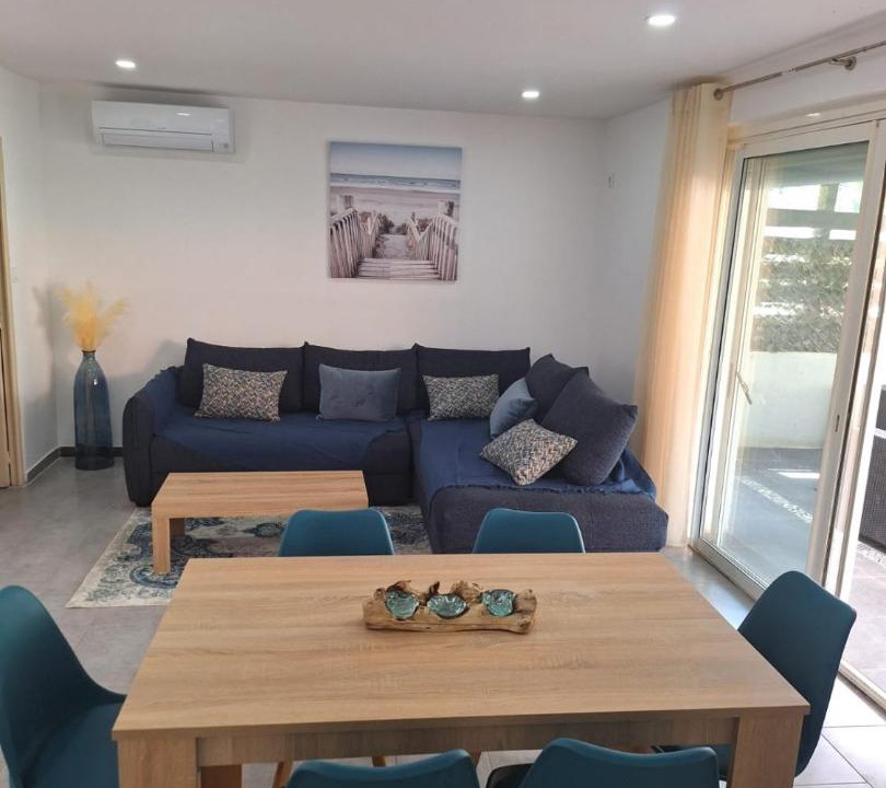 Photo of Livingroom in Sormiou