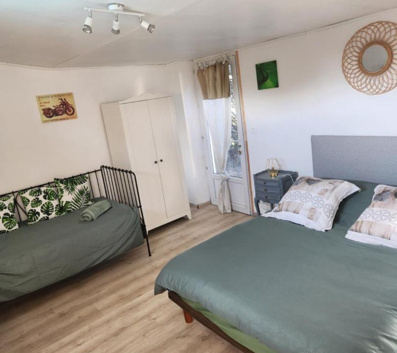 Photo of Bedroom in Cavaillon