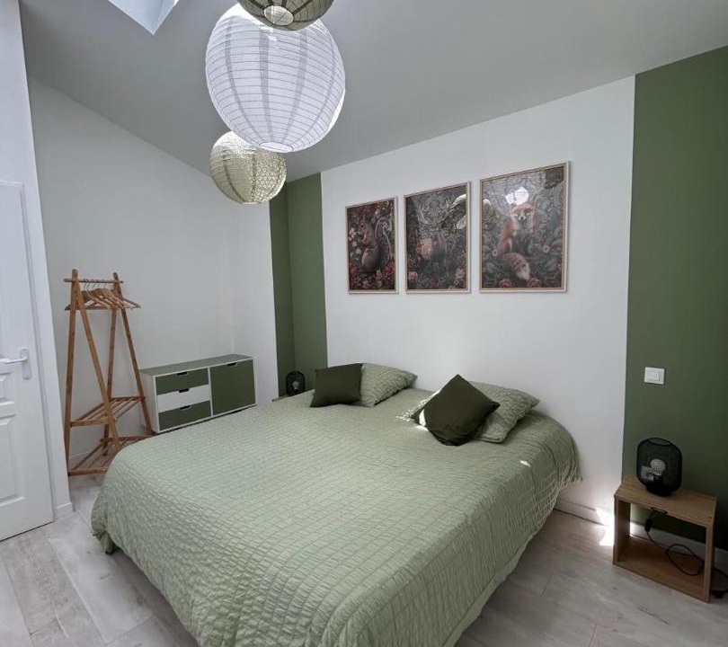 Photo of Bedroom in Les Mees