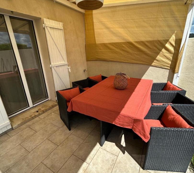 Photo of Patio Balcony in Les Mees