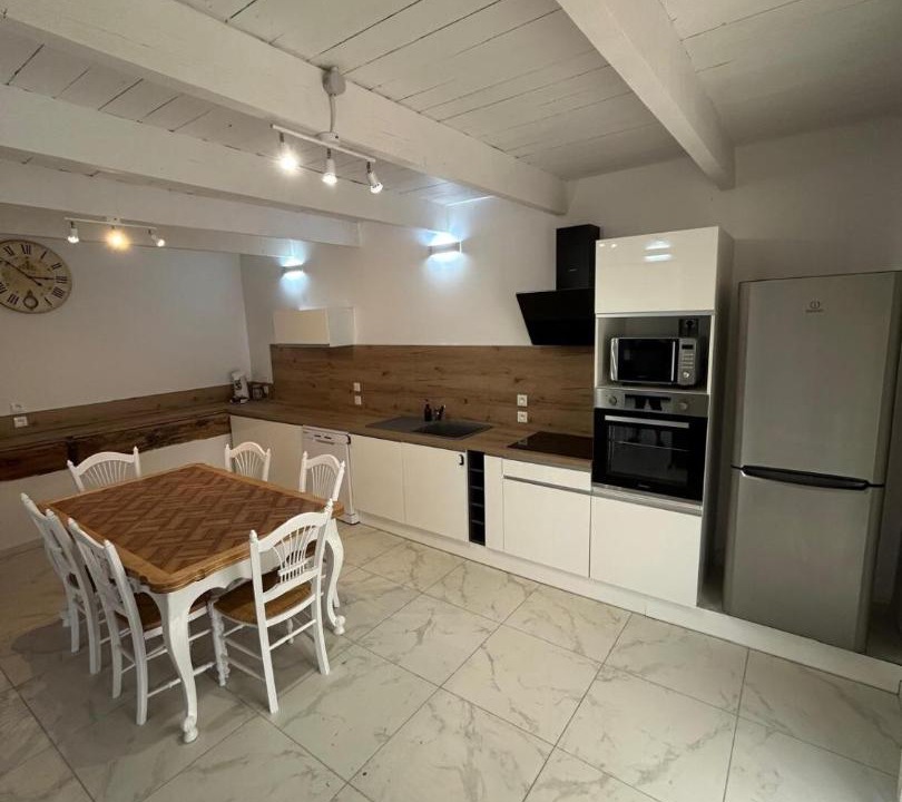 Photo of Kitchen in Les Mees
