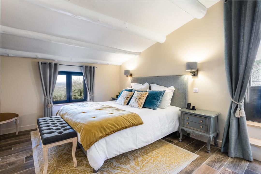 Photo of Bedroom in Bonnieux