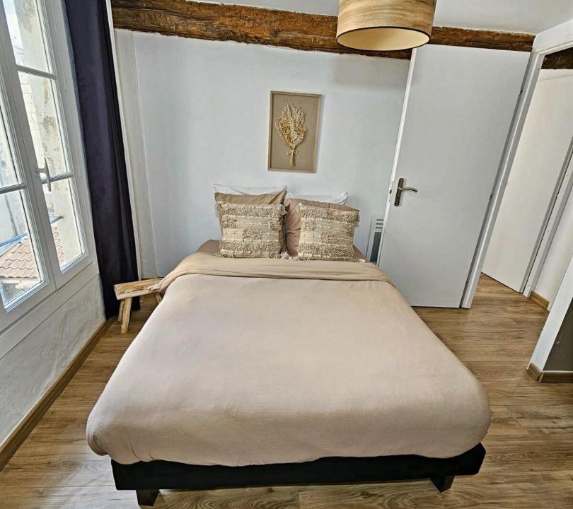 Photo of Bedroom in Avignon City Centre