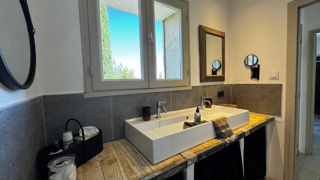 Photo of Bathroom in Robion