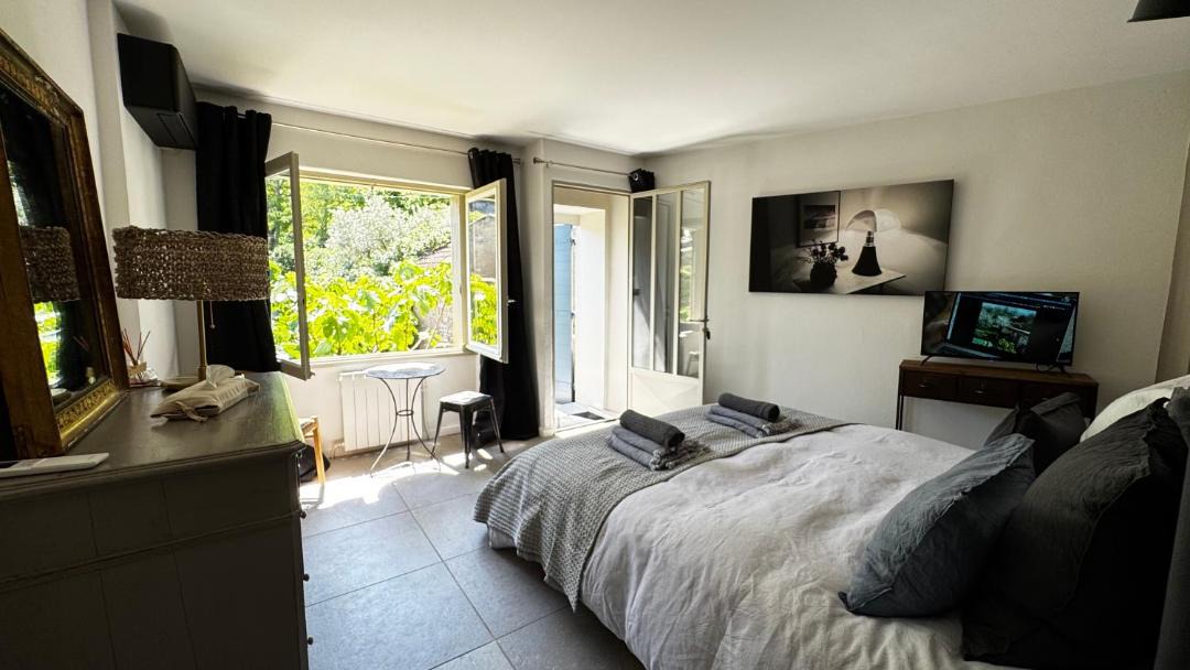 Photo of Bedroom in Robion