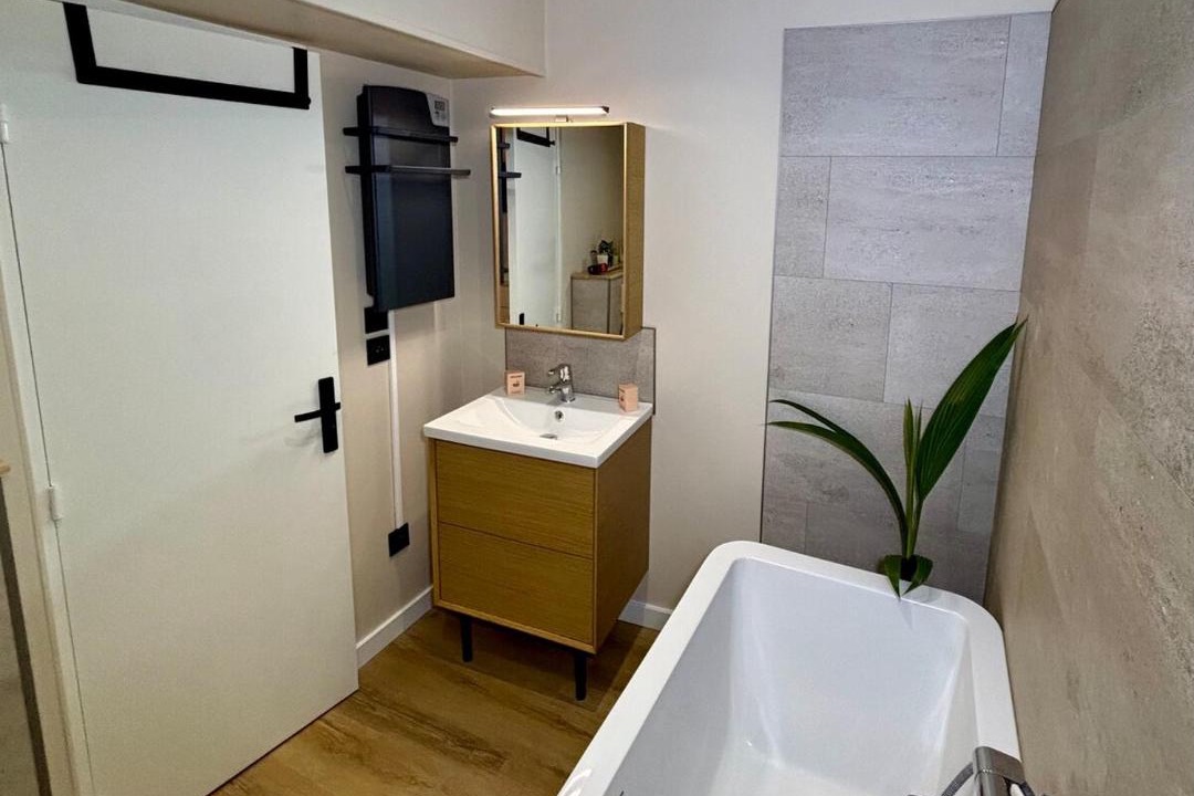 Photo of Bathroom in Orange