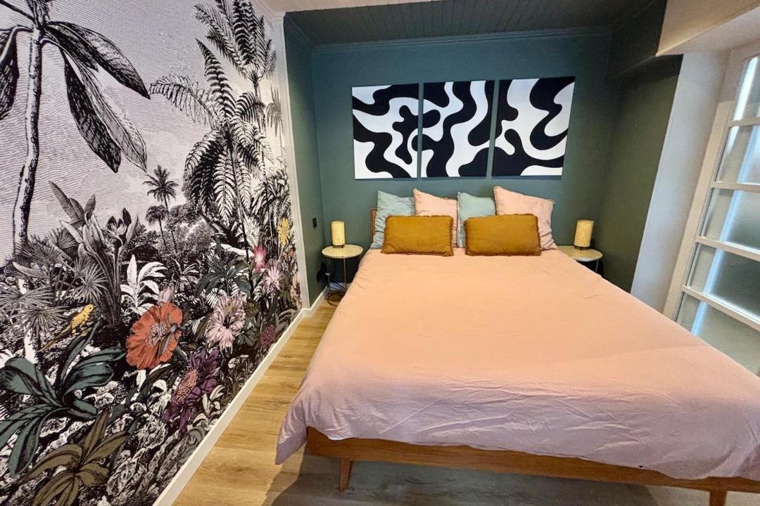 Photo of Bedroom in Orange