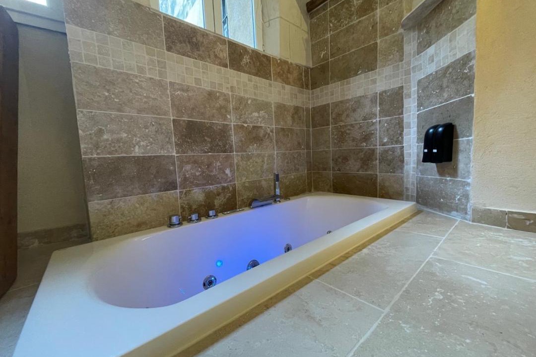 Photo of Bathroom in Orange