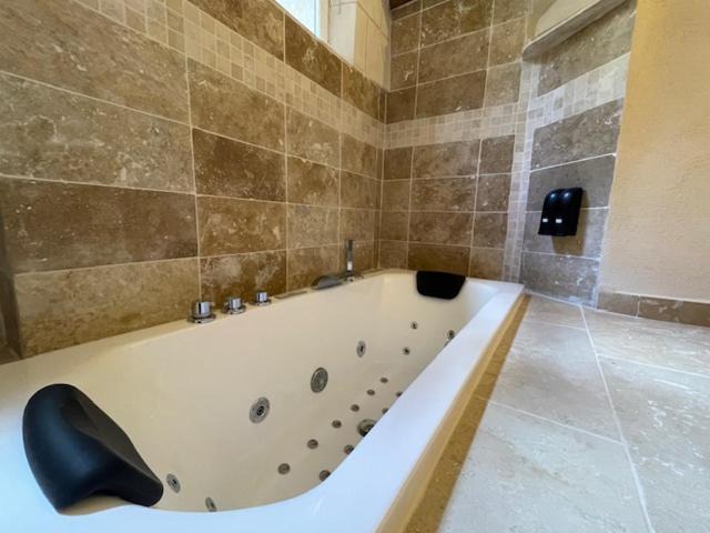 Photo of Bathroom in Orange