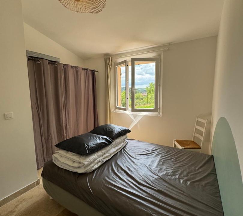 Photo of Bedroom in Quinson