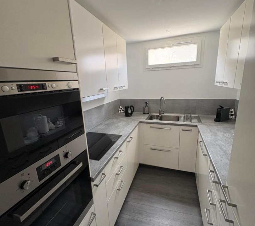 Photo of Kitchen in Saint-Mitre-les-Remparts