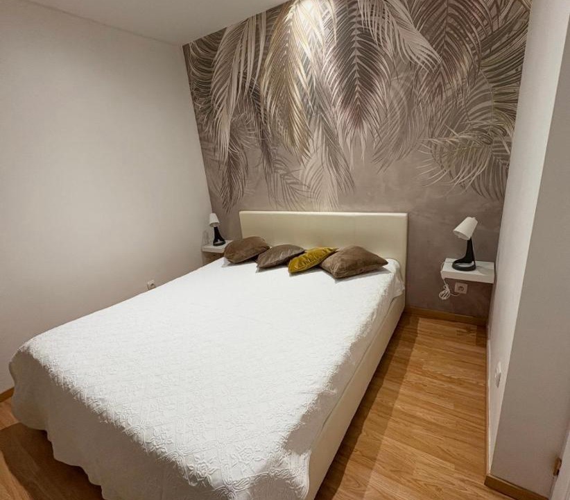 Photo of Bedroom in Ensues-la-Redonne
