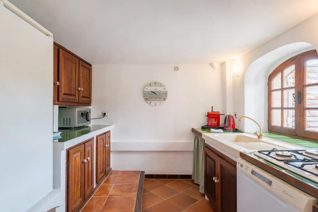 Photo of Kitchen in Simiane-la-Rotonde