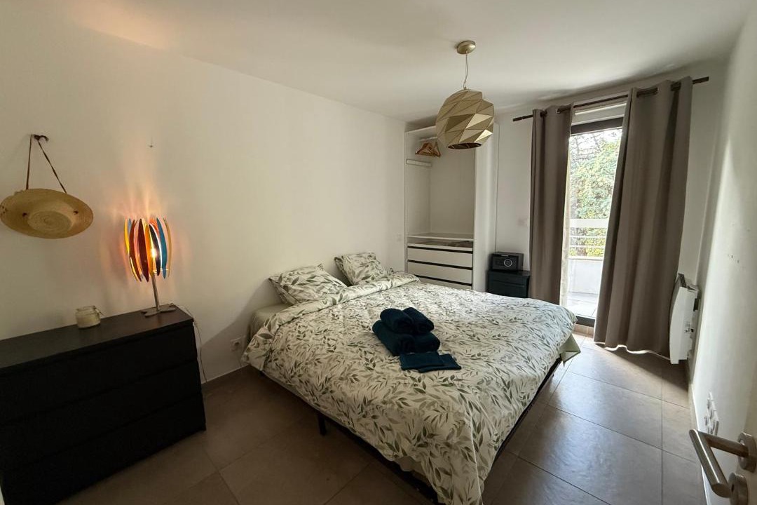 Photo of Bedroom in Prado-Perier