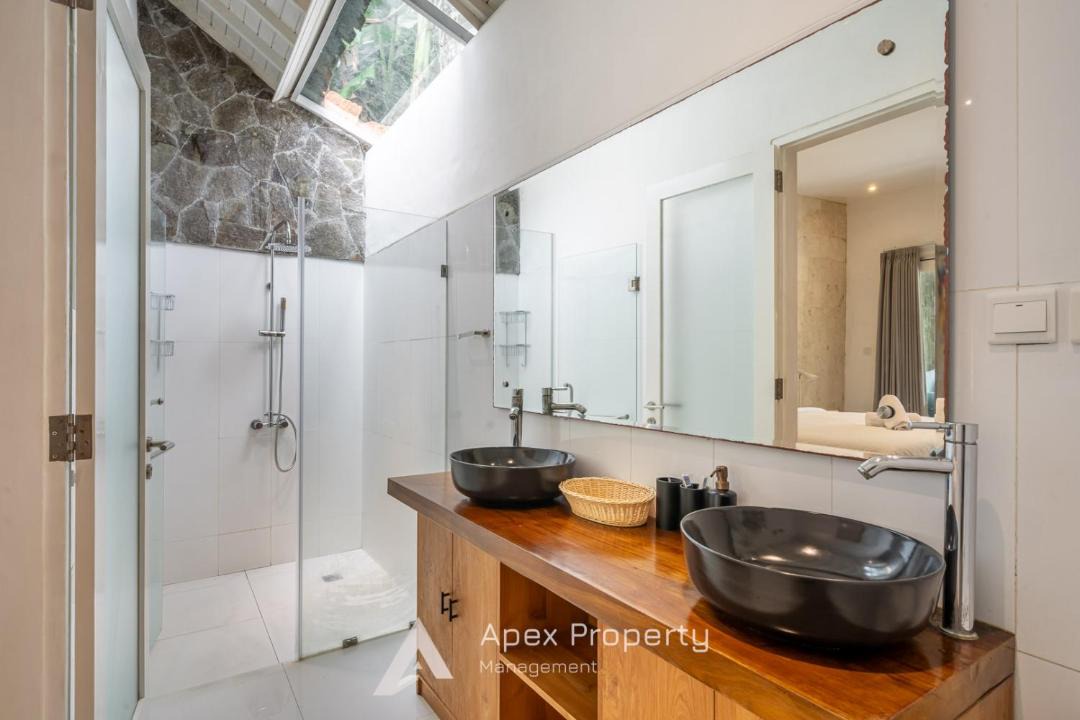 Photo of Bathroom in Batu Bolong