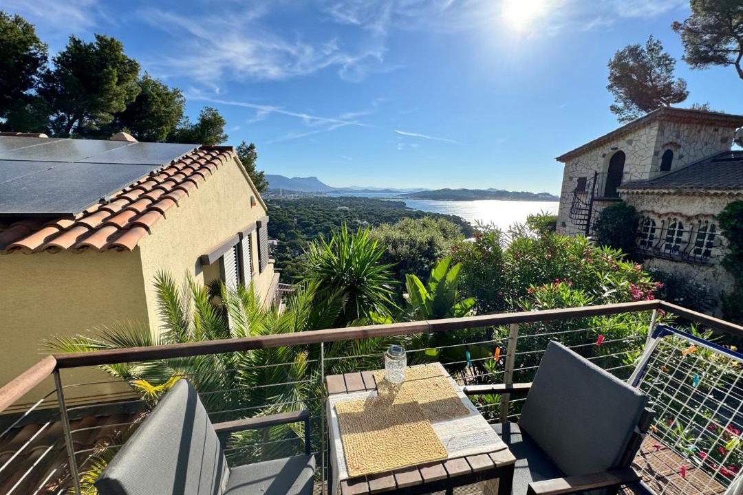 Photo of Patio Balcony in La Seyne-sur-Mer