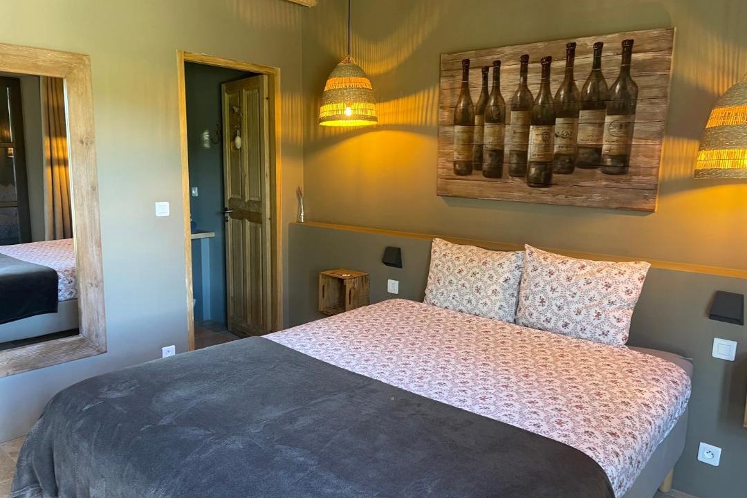 Photo of Bedroom in Bonnieux
