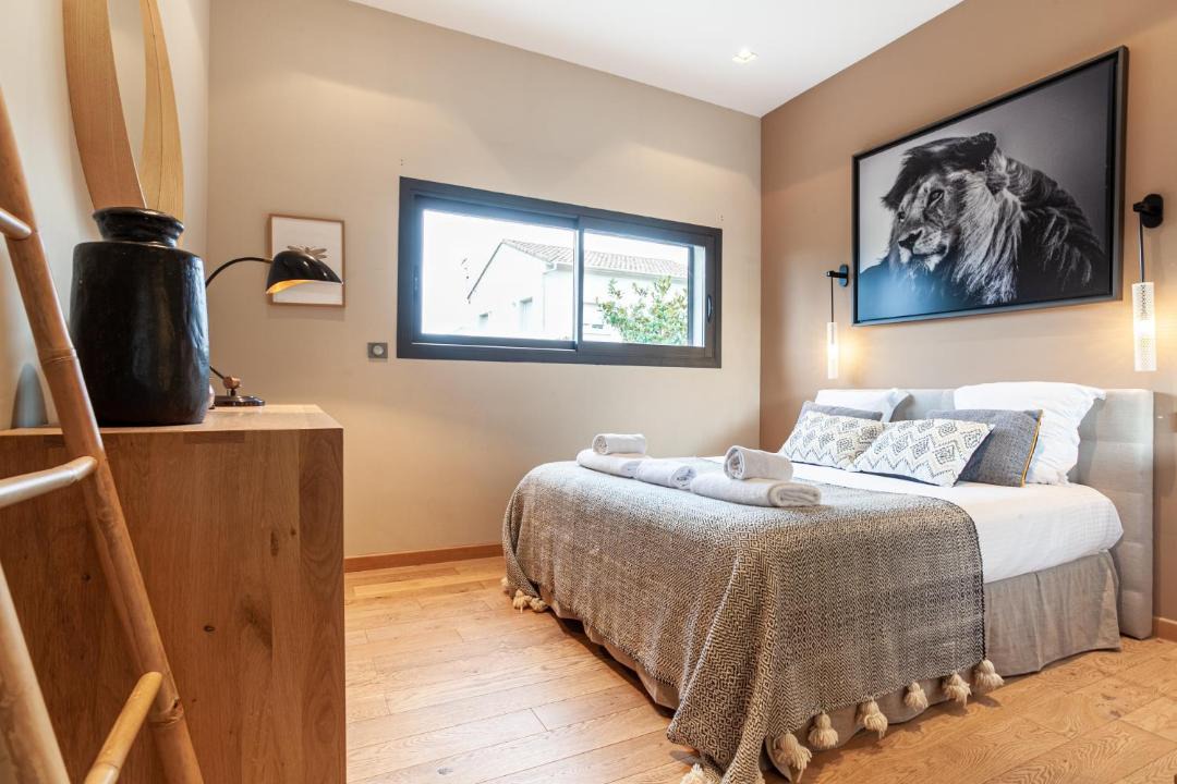 Photo of Bedroom in Les Baumettes