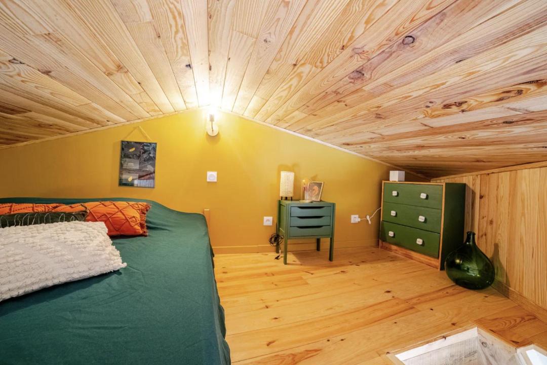Photo of Bedroom in Entrecasteaux