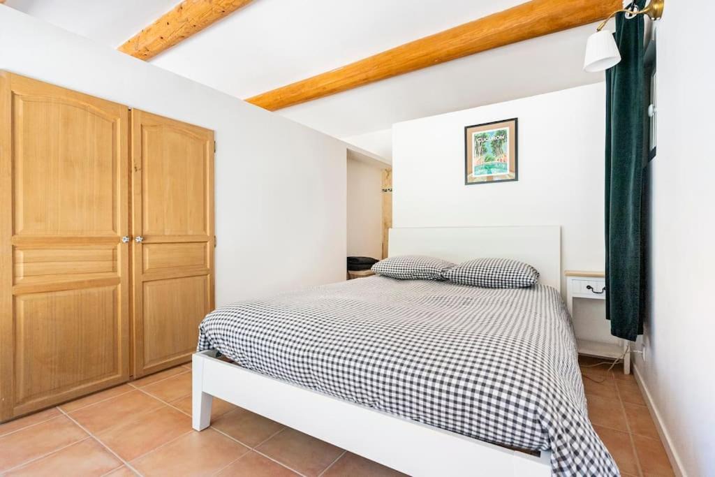 Photo of Bedroom in Cucuron