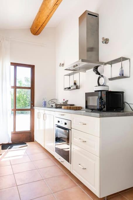 Photo of Kitchen in Cucuron