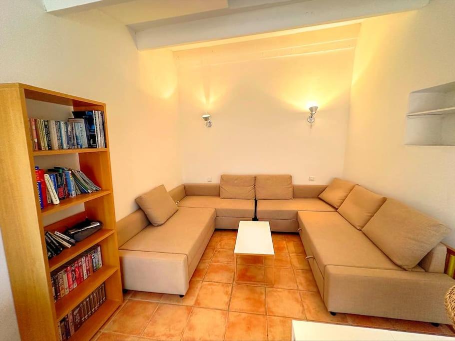 Photo of Livingroom in Aups