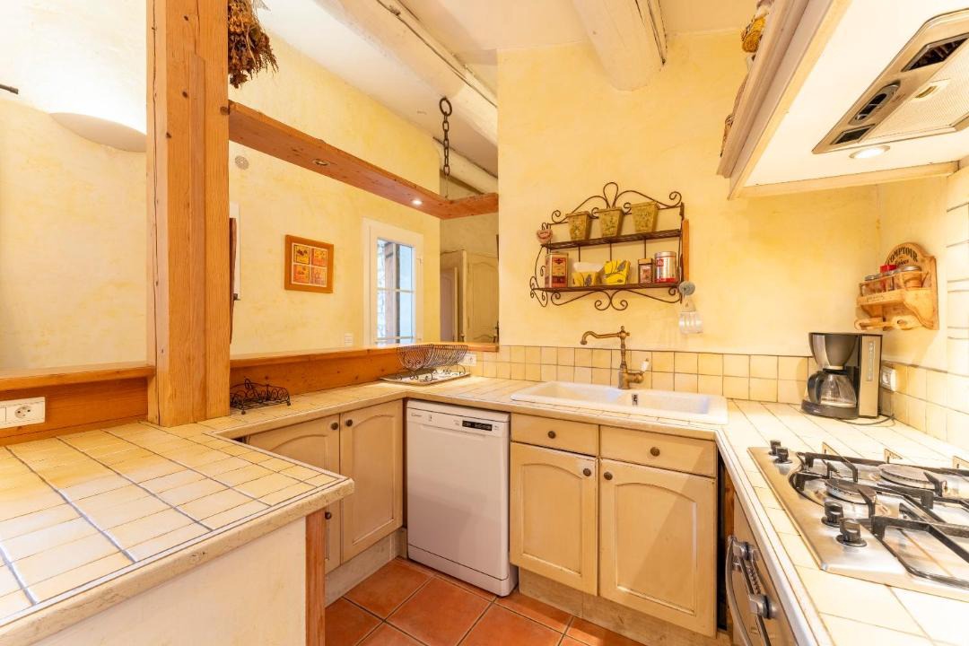 Photo of Kitchen in Velleron