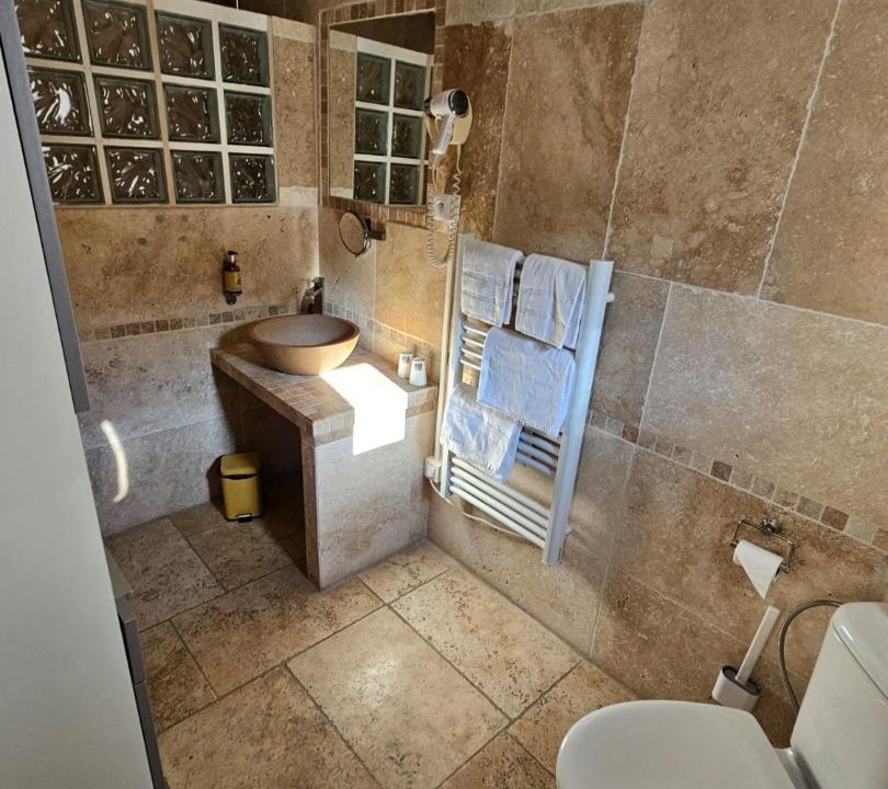 Photo of Bathroom in La Tour-d'Aigues