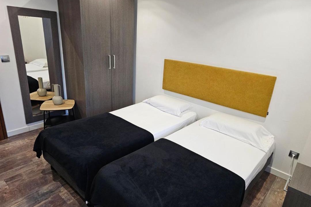 Photo of Bedroom in La Tour-d'Aigues