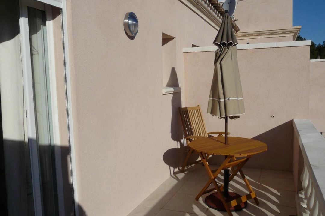 Photo of Patio Balcony in Ensues-la-Redonne