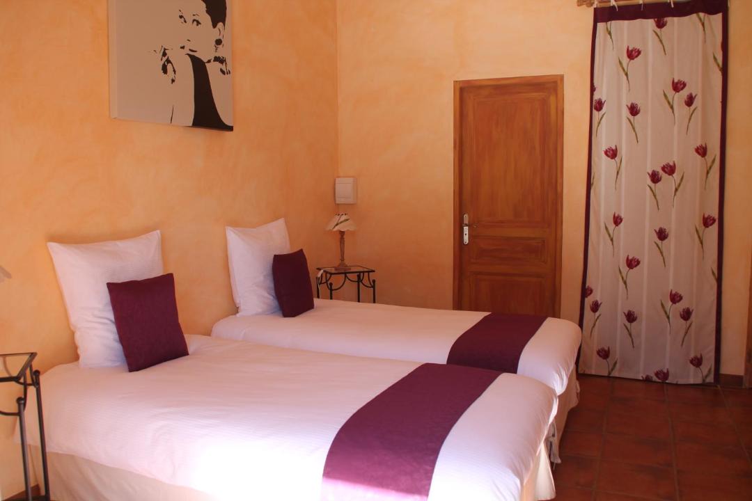 Photo of Bedroom in Tourves