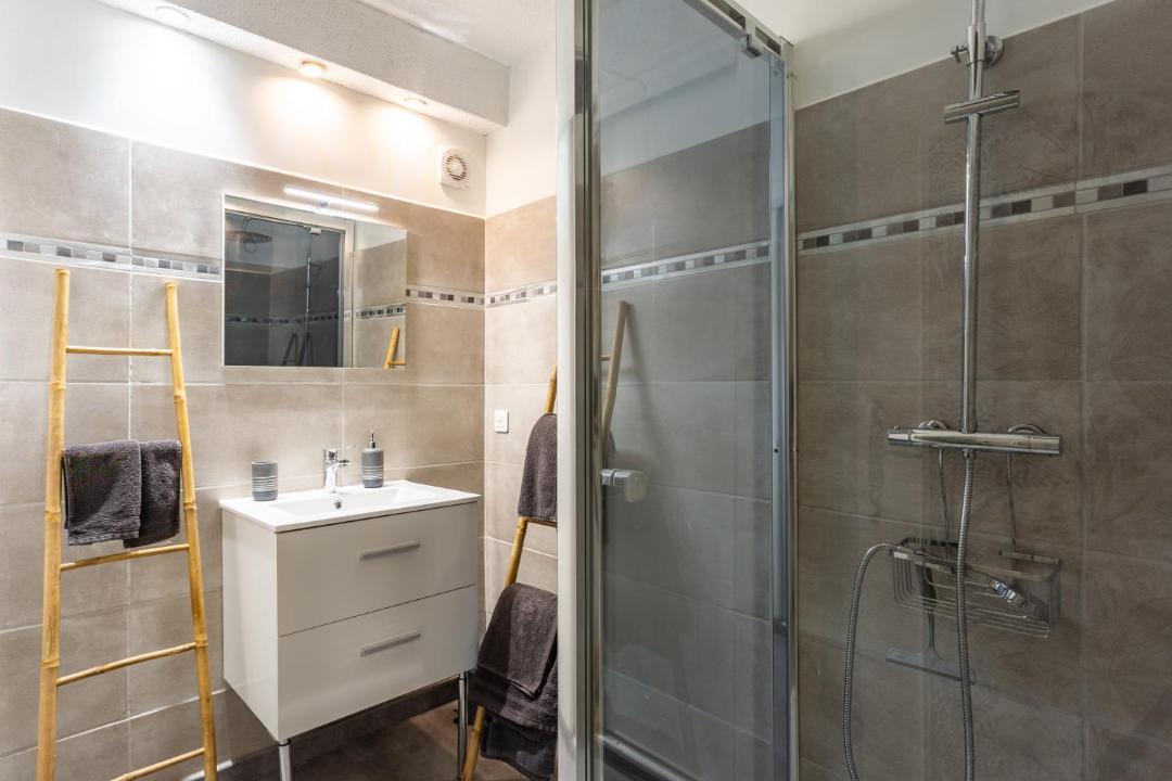 Photo of Bathroom in Montfrin
