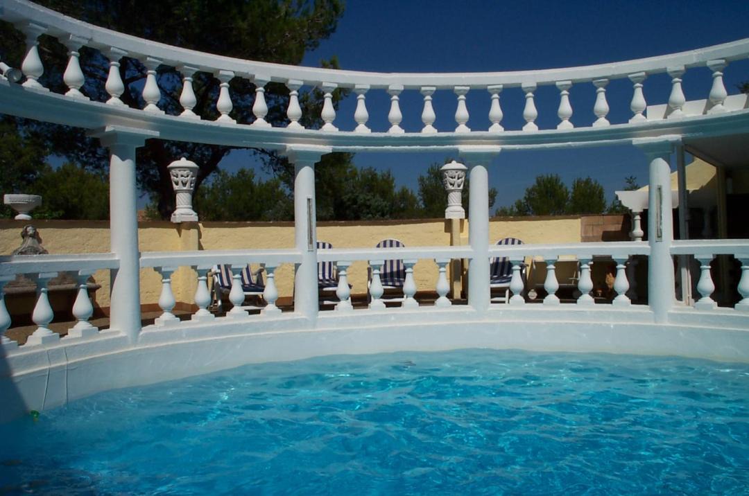 Photo of Others in Beaucaire