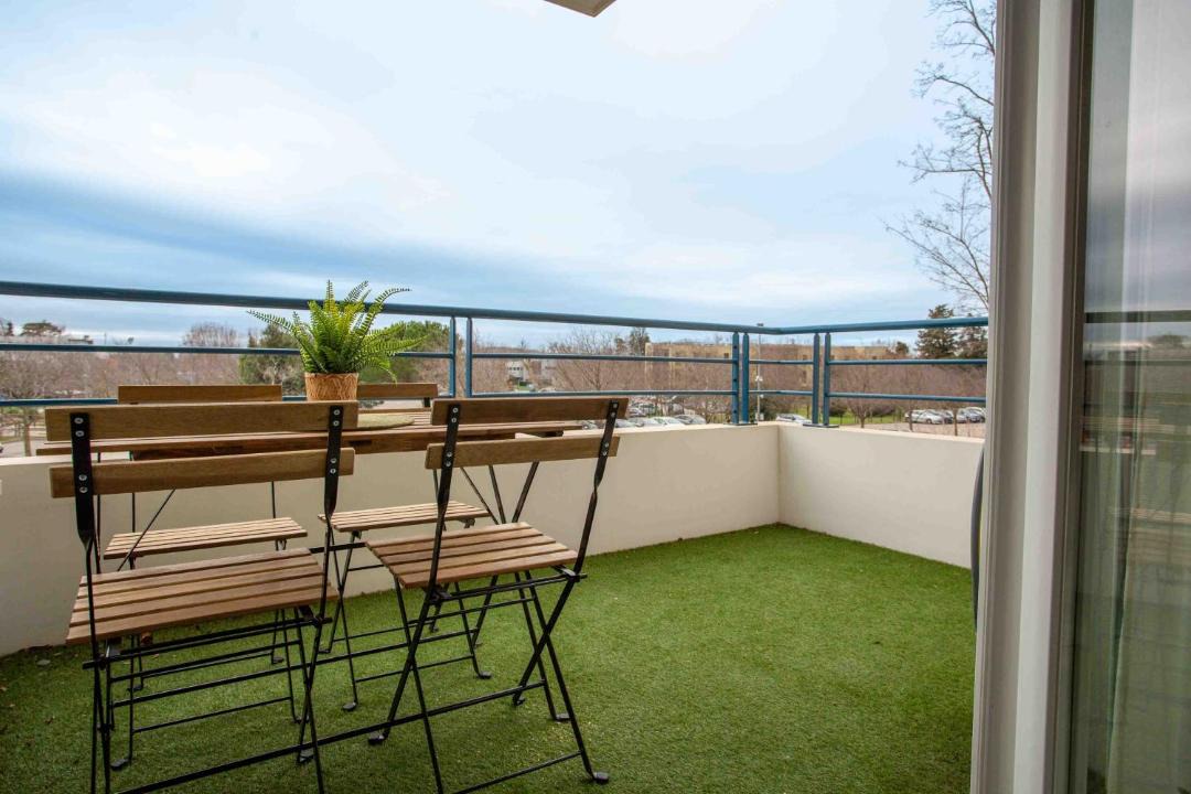 Photo of Patio Balcony in Montfavet