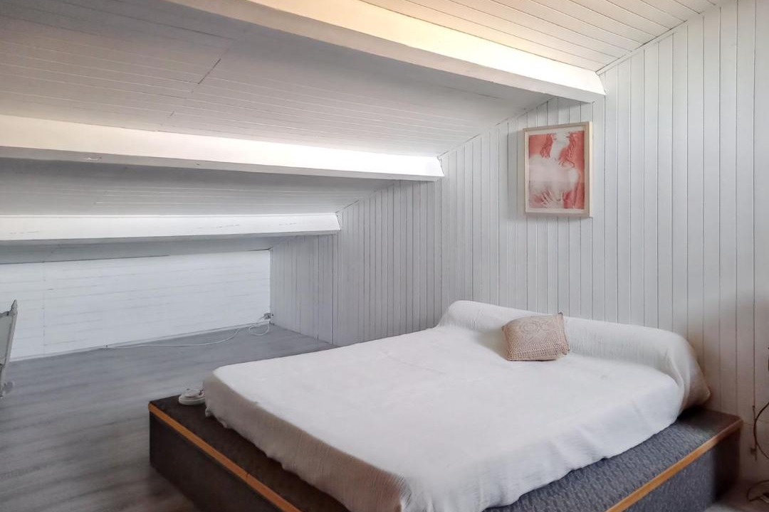 Photo of Bedroom in Caromb