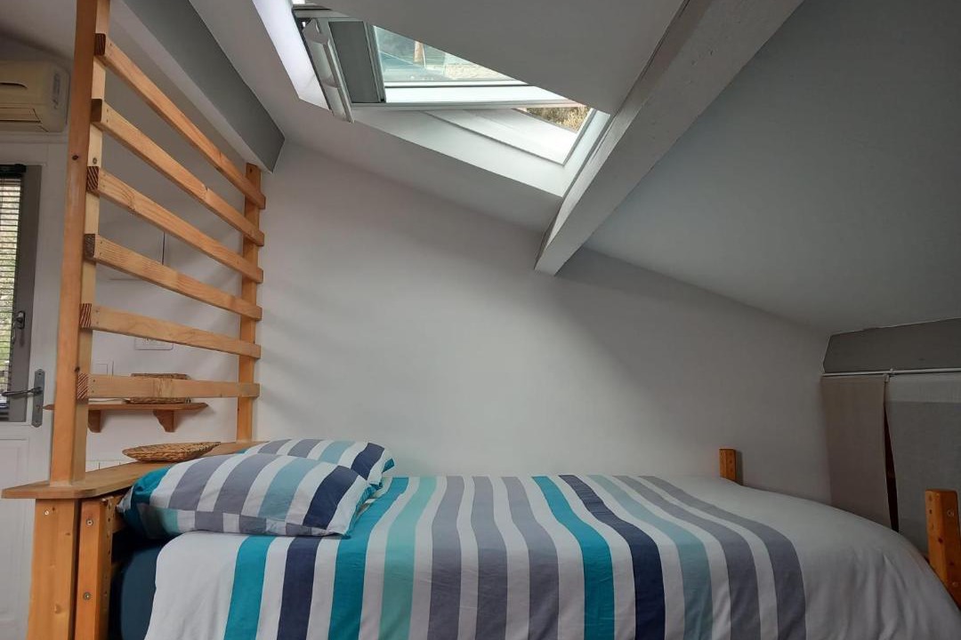Photo of Bedroom in Allemagne-en-Provence