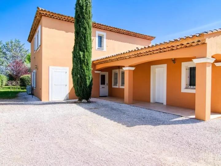 Photo of Others in Montfort-sur-Argens