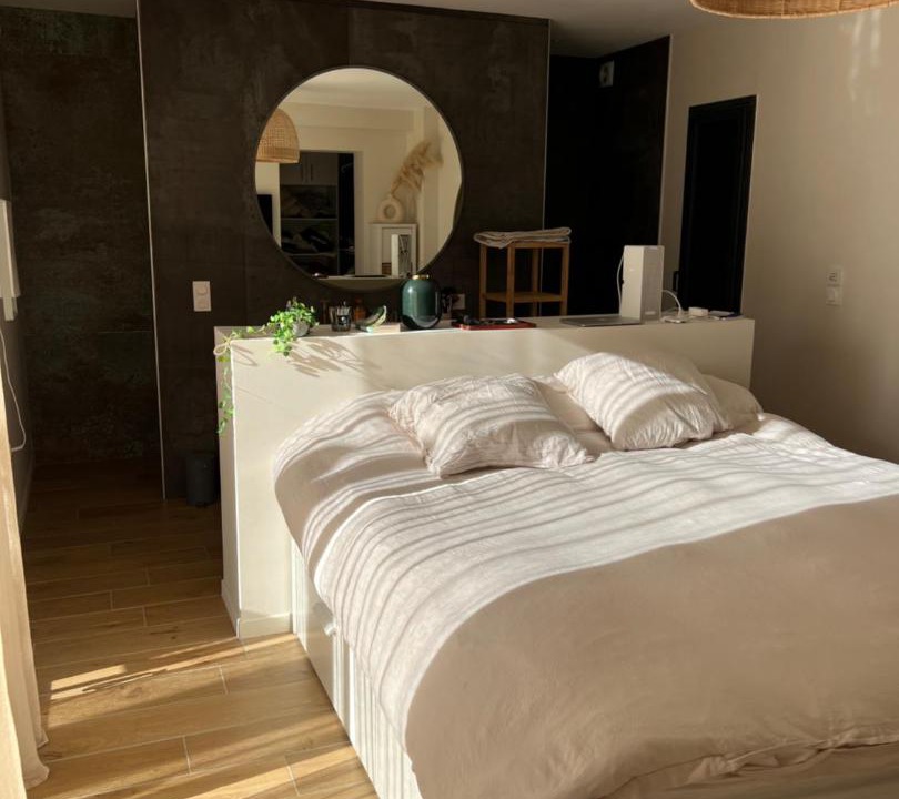 Photo of Bedroom in Pierrevert
