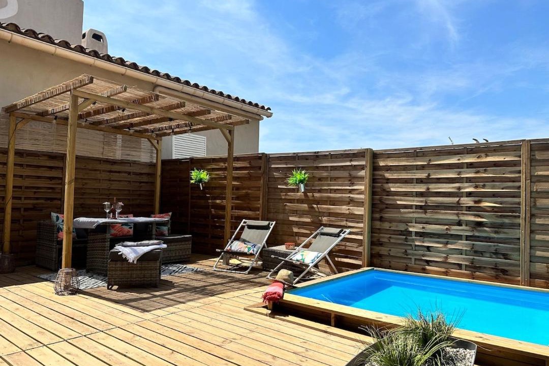 Photo of Patio Balcony in Caumont-sur-Durance