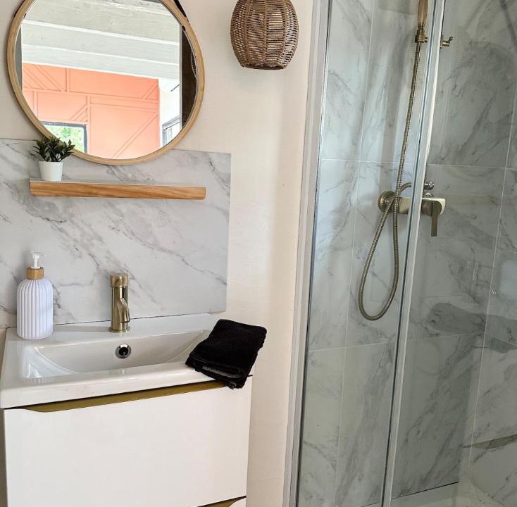Photo of Bathroom in Caumont-sur-Durance